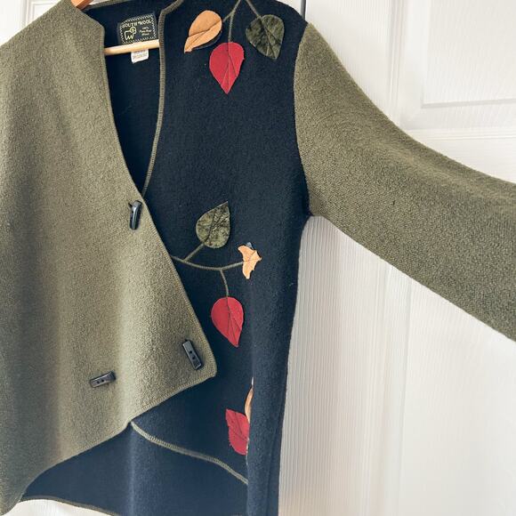 South Wool 100% Wool Leaf Appliqué Asymmetrical Jacket Cardigan Size Small - Picture 3 of 5